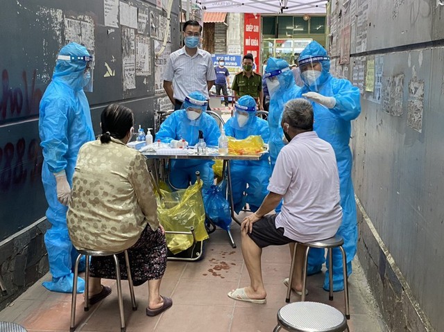 Hải Phòng khởi tố vụ án hình sự liên quan F0 đi từ vùng dịch về trốn khai báo y tế - Ảnh 2.