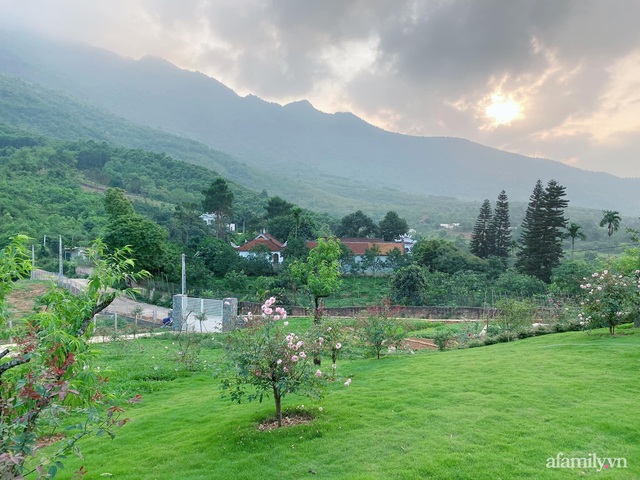 Căn nhà vườn đẹp an yên, tĩnh lặng ở ngoại thành Hà Nội - Ảnh 1.