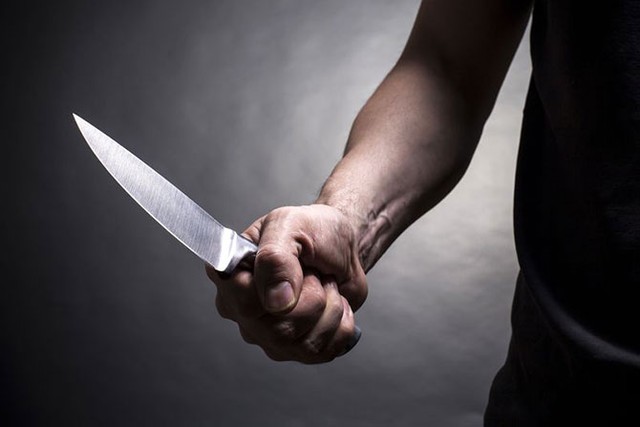 Nghệ An: Truy bắt đối tượng dùng dao đâm trọng thương hai mẹ con ở huyện miền núi - Ảnh 1.