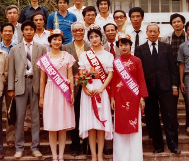 Ảnh Giáng My đăng quang Hoa hậu đền Hùng 29 năm trước - Ảnh 3.