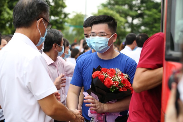 Quảng Ninh: Hình ảnh đoàn y tế Bệnh viện Việt Nam - Thụy Điển Uông Bí trước giờ vào tâm dịch - Ảnh 4.