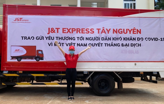 J&T Express chung tay hỗ trợ người dân gặp khó do dịch tại Tây Ninh - Ảnh 3.