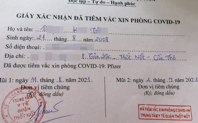 Kiểm điểm những người liên quan vụ bé gái 13 tuổi được tiêm vắc-xin  - Ảnh 1.