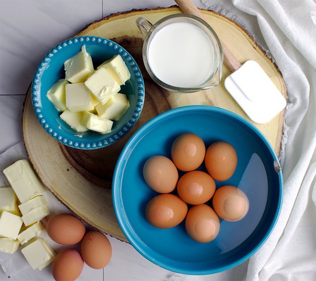 Muốn bữa sáng đủ chất, nhiều người ăn trứng kết hợp với món cực bổ này mà không biết sẽ gây tổn hại sức khỏe - Ảnh 1.