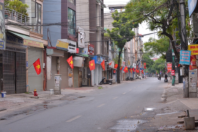 Đường phố Hà Nội ra sao trong ngày đầu đợt nghỉ lễ 2/9 - Ảnh 4.