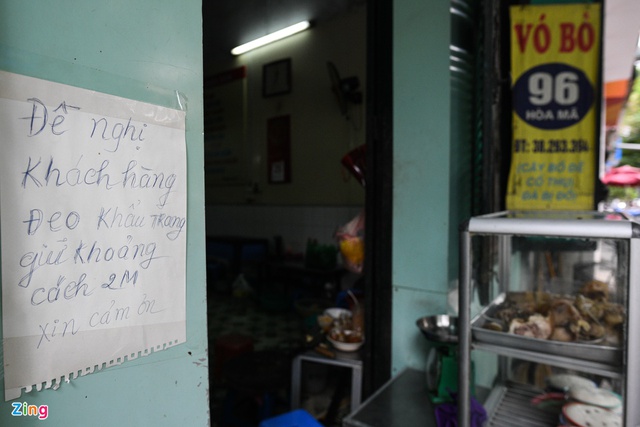 Những hàng ăn nổi tiếng ở Hà Nội sau khi nới lỏng giãn cách - Ảnh 2.