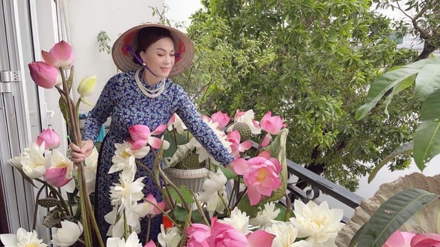 View hồ triệu đô ngập sắc hoa của nghệ sĩ Hương Dung - vợ thứ trưởng quyền lực trong Chạy án - Ảnh 10.