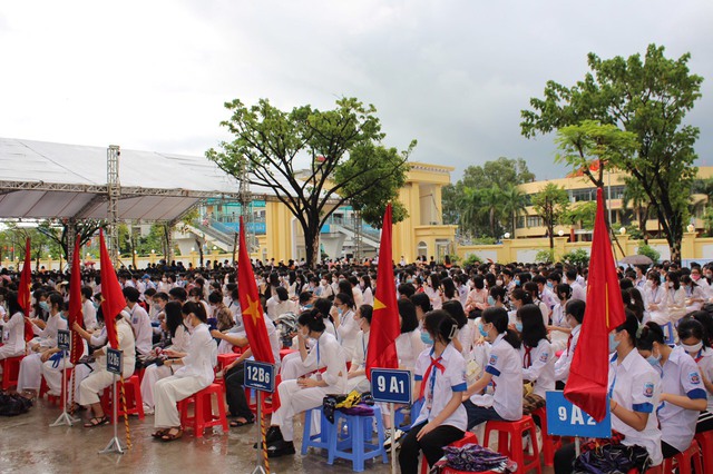 Lễ khai giảng không thể nào quên của học sinh Hải Phòng, Quảng Ninh - Ảnh 18.