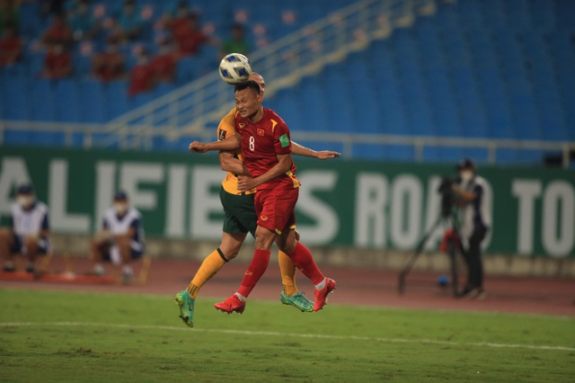 Việt Nam 0-1 Australia: VAR khước từ quả penalty, Việt Nam thi đấu quả cảm trước Australia - Ảnh 3.