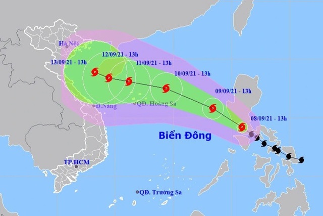 Thông tin mới nhất về cơn bão Conson: Giật cấp 12, có thể tăng cấp khi vào biển Đông - Ảnh 1.