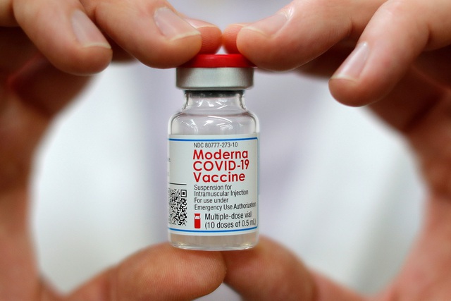 Bộ Y tế cho phép tiêm trộn vaccine Moderna và Pfizer  - Ảnh 1.