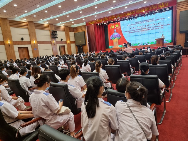 Hải Phòng cử 200 bác sỹ, điều dưỡng, sinh viên ngành y chi viện cho Hà Nội chống dịch COVID-19 - Ảnh 4.