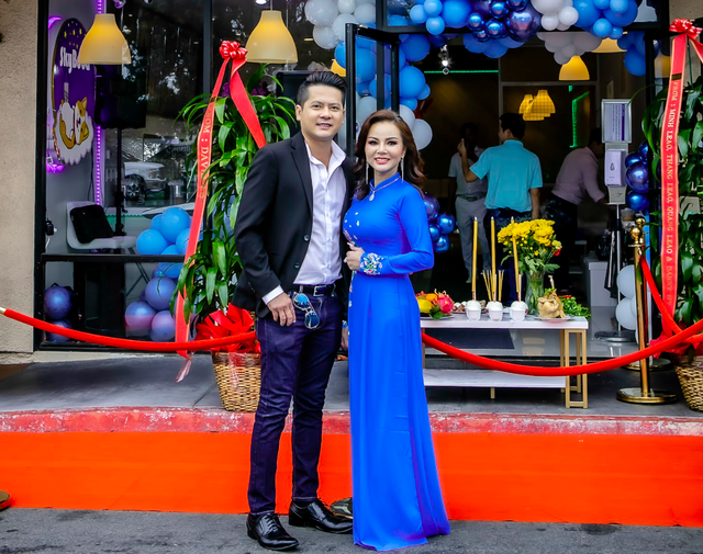 Diễn viên Hoàng Anh, Đức Tiến bảnh bao trong sự kiện của Hoa hậu doanh nhân Ninh Nguyễn - Ảnh 1.