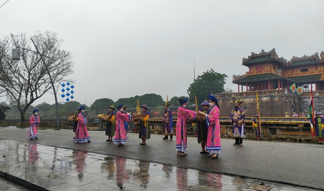 Thừa Thiên Huế tái hiện lễ phát lịch của triều Nguyễn - Ảnh 6.