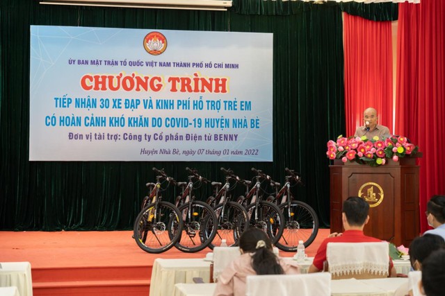 Benny phối hợp cùng Mặt trận Tổ quốc Việt Nam Thành phố Hồ Chí Minh thực hiện chương trình “xe đạp đến trường”
 - Ảnh 3.