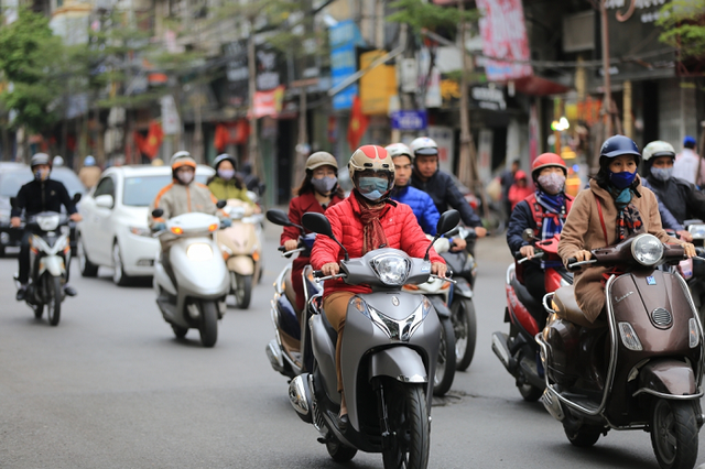 Gió mùa Đông Bắc liên tiếp tràn xuống, Tết Nguyên Đán liệu có rét đậm, rét hại? - Ảnh 1.