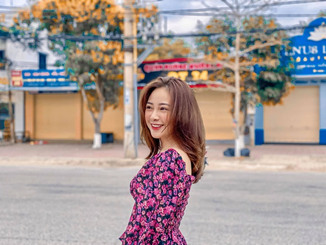 Bà xã Phan Văn Đức: Lộ vẻ mũm mĩm khi mang bầu lần 2 nhưng nhan sắc vẫn chuẩn hot girl  - Ảnh 9.