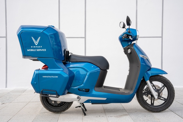VinFast triển khai dịch vụ sửa chữa lưu động chính hãng đầu tiên tại Việt Nam - Ảnh 4. VinFast triển khai dịch vụ sửa chữa lưu động chính hãng đầu tiên tại Việt Nam - Ảnh 4.