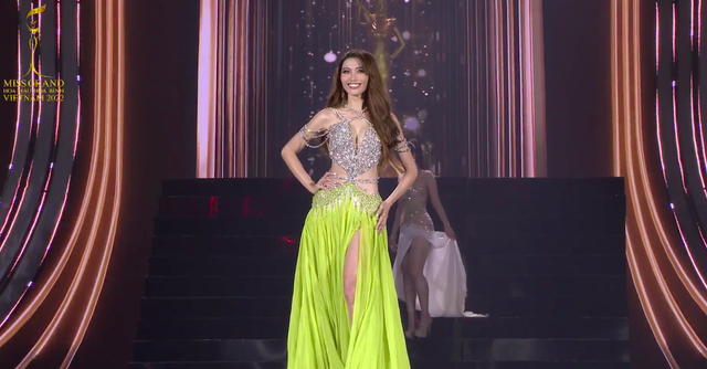Dạ hội đa sắc màu của Top 10 Miss Grand Vietnam 2022 - Ảnh 11.