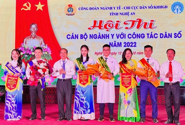 Sôi nổi hội thi cán bộ ngành y với công tác dân số  - Ảnh 3.