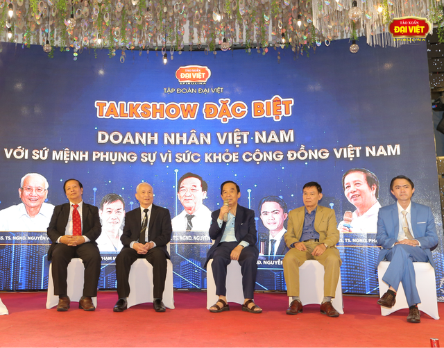 Doanh nhân Việt Nam với sứ mệnh phụng sự vì sức khỏe cộng đồng người Việt - Ảnh 2.