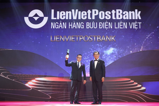 LienVietPostBank nhận giải thưởng &quot;Doanh nghiệp xuất sắc Châu Á 2022&quot; - Ảnh 2.