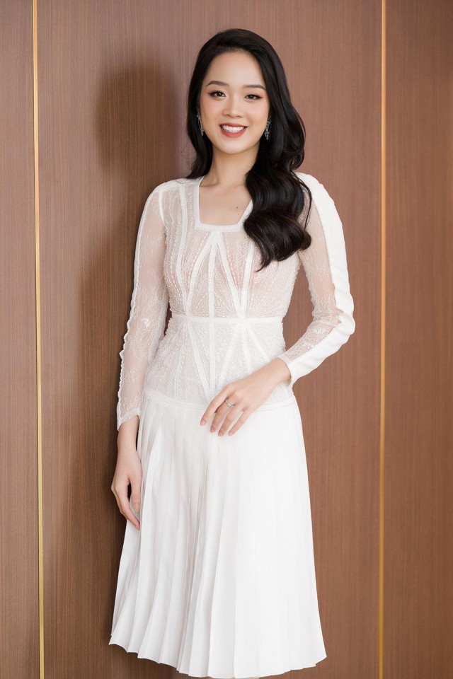 Nữ sinh trường luật giảm 'kỷ lục' 20kg trong 3 tháng để thi Hoa hậu Việt Nam là ai? - Ảnh 1.