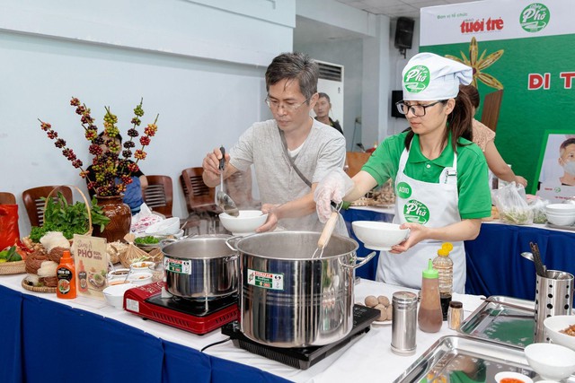Nâng tầm phở Việt tại cuộc thi 'Đi tìm người nấu phở ngon 2022' - Ảnh 2.