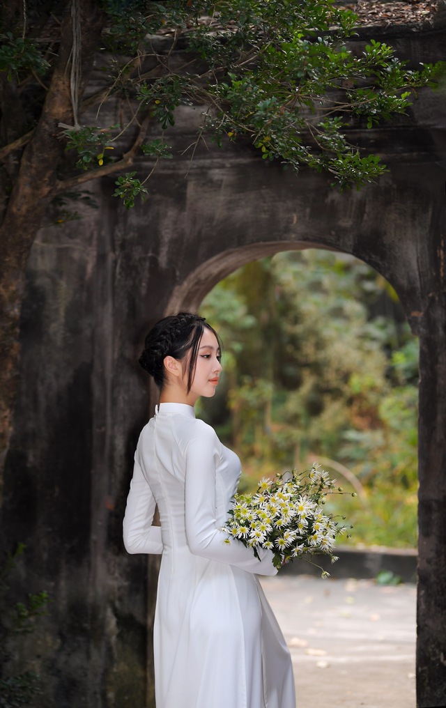 Vẻ đẹp trong sáng của Phạm Giáng My – Thí sinh Hoa hậu Việt Nam có vòng eo nhỏ hơn cả Ngọc Trinh - Ảnh 14.