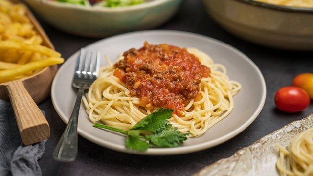 Cách làm mỳ Ý spagheti sốt bò bằm đúng điệu nhà hàng Âu chuẩn tại nhà cho gia đình thường thức - Ảnh 3.