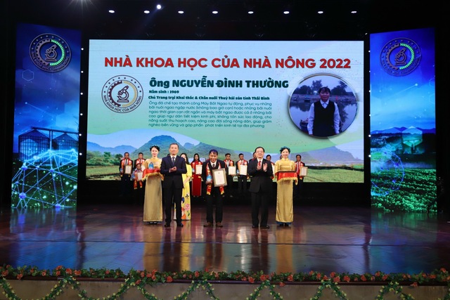 Nhiều “nhà khoa học chân đất” được tôn vinh trong “Nhà khoa học của nhà nông” năm 2022 - Ảnh 3.