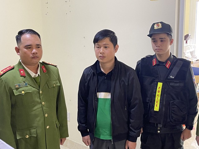 Giám đốc một Trung tâm thuộc Sở NN&PTNT Thừa Thiên Huế cùng nhân viên bị bắt - Ảnh 2.