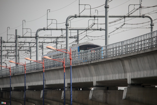 Hình ảnh chuyến thử nghiệm hơn 10 km chạy thử trên cao của tàu metro số 1 - Ảnh 9.