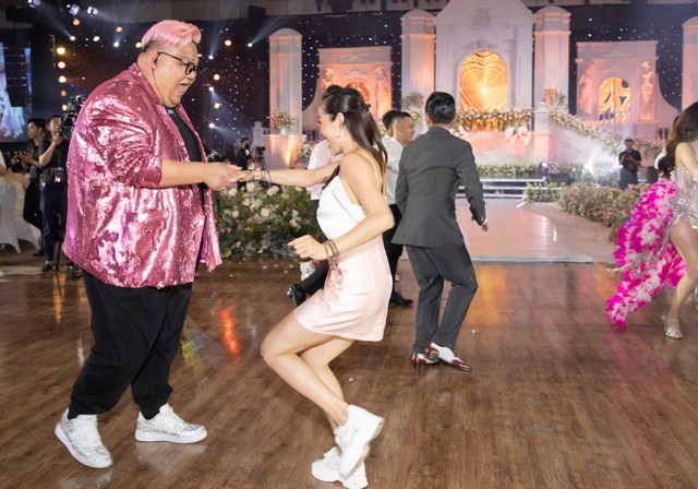 Đám cưới Khánh Thi - Phan Hiển: Bữa tiệc của những bước nhảy, MC Trấn Thành là người tiếc nuối nhất - Ảnh 8.