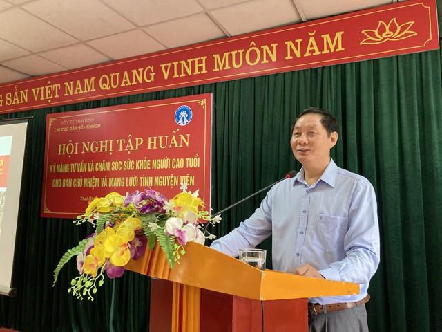 Hưởng ứng Ngày Dân số Việt Nam 26/12/2022: Già hóa dân số - Thách thức và giải pháp chăm sóc sức khỏe người cao tuổi - Ảnh 1.