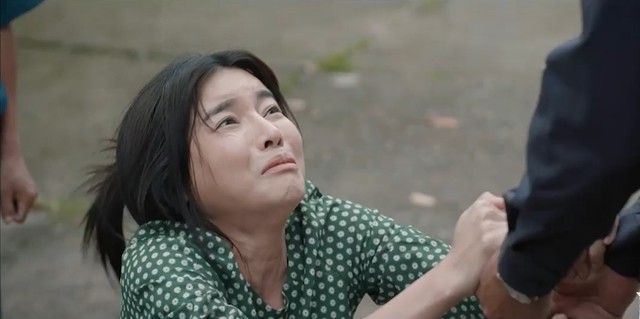 'Hoa hòe hoa sói' trong 'Mẹ rơm', Cao Thái Hà nói gì khi lọt đề cử VTV Awards? - Ảnh 2.