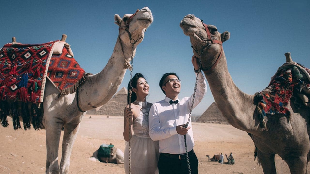 Hoa hậu Ngọc Hân và chồng - nhân viên ngoại giao khoe ảnh cưới tại Ai Cập đẹp long lanh - Ảnh 4.