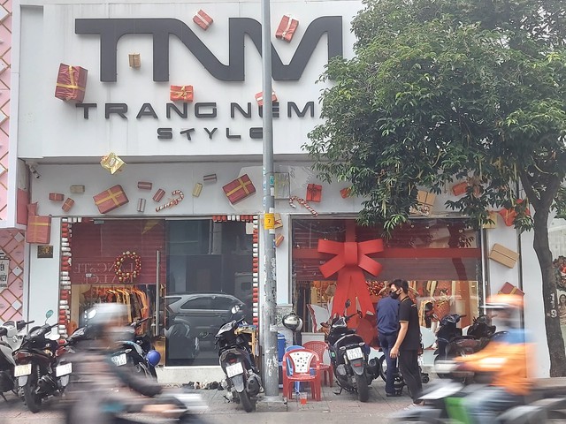 Phát hiện hàng ngàn sản phẩm thời trang tại cửa hàng Trang Nemo Style có dấu hiệu giả mạo nhãn hiệu - Ảnh 2.