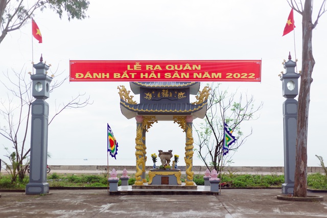 Chùm ảnh: Lễ cầu ngư của làng biển 400 tuổi tại Quảng Bình - Ảnh 8.