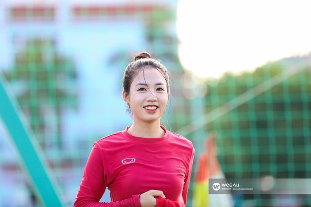 Trần Thị Duyên - hot girl tuyển nữ ĐT Việt Nam: da trắng như trứng gà bóc và vẫn độc thân - Ảnh 2.