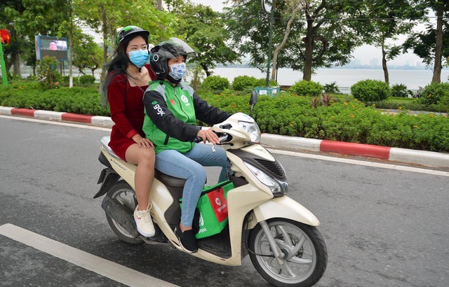 Xe ôm công nghệ ở Hà Nội chính thức được khai thác kinh doanh trở lại từ hôm nay - Ảnh 2.