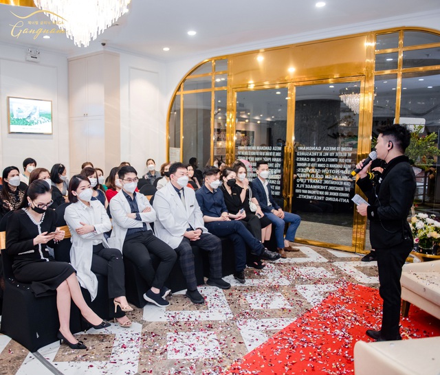 Hơn 100 Khách hàng tham dự khai trương Mega Gangnam Đà Nẵng & trải nghiệm công nghệ Trẻ hóa tự thân từ A.I - Ảnh 1.