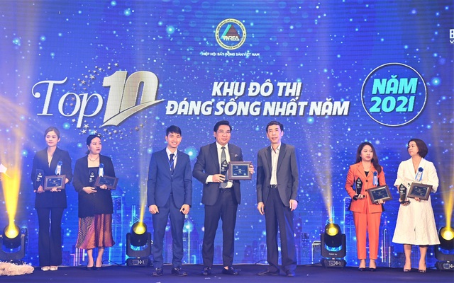 Danko Group xuất sắc đạt &quot;cú đúp&quot; giải thưởng thương hiệu bất động sản dẫn đầu 2021 - 2022 - Ảnh 1.