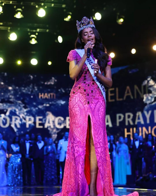 Dấu ấn Chung kết Hoa hậu Thế giới: 'Người đẹp bổ sung' Top 12+1 lên ngôi Á hậu, cú ngã 'thót tim' của đại diện Mông Cổ - Ảnh 9.