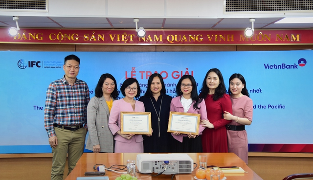 VietinBank nhận 2 giải thưởng lớn của IFC về Tài trợ Thương mại - Ảnh 2.