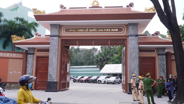Thi thể Phó Chủ tịch TP HCM Lê Hòa Bình được đưa về nhà tang lễ Bộ Quốc phòng - Ảnh 1.