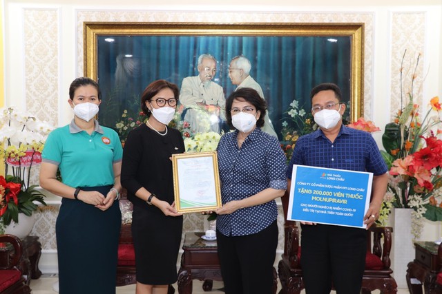 200,000 viên thuốc điều trị Covid sẽ được FPT Long Châu trao tặng miễn phí tới hộ nghèo - Ảnh 2.