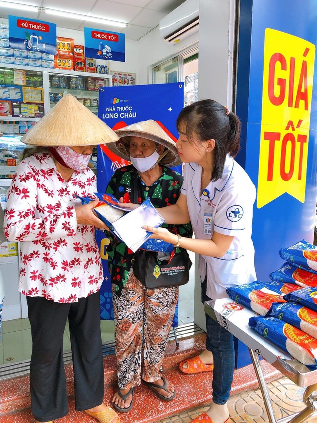 200,000 viên thuốc điều trị Covid sẽ được FPT Long Châu trao tặng miễn phí tới hộ nghèo - Ảnh 3.