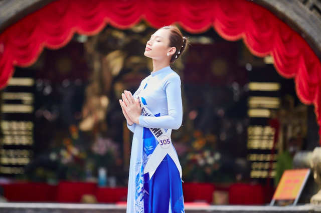 Top 70 Hoa hậu Hoàn vũ Việt Nam 2022 diện áo dài dâng hương vua Hùng  - Ảnh 6.