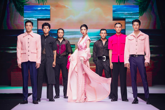 Lâm Khánh Chi không ngần ngại xuất hiện cùng bạn trai tin đồn tại Vietnam Junior Fashion Week - Ảnh 10.